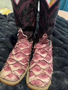 PINK Anderson Bean big bass boots